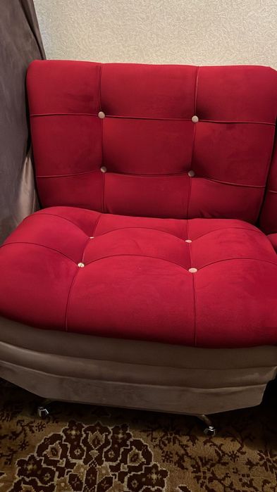 Продам уголок в отличном состоянии