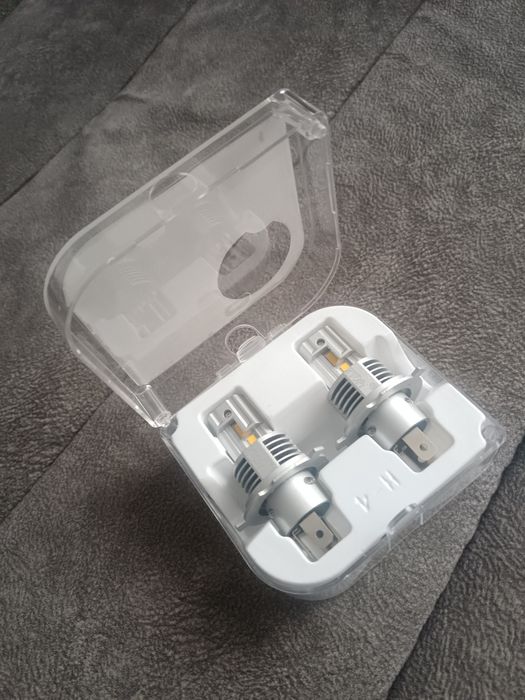Продам LED лампочки