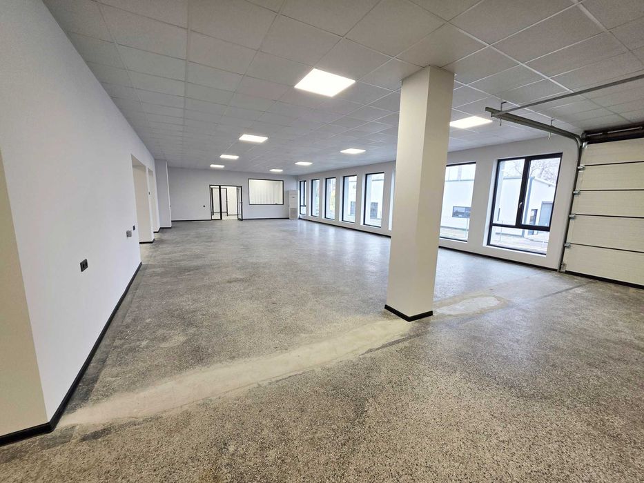 Продавам Производствена сграда в парцел два декара от Собственик