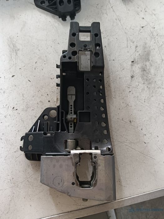 Maner Usa Interior Stanga Fata Audi A4 Iv (8K2, B8) [ 2007 - 2015 ]