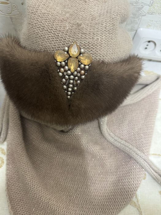 Продам комплект шапка + шарф