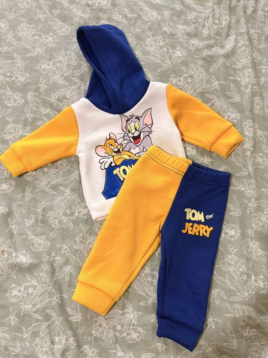 Лот 6-9 м : 3 комплекта + подарък