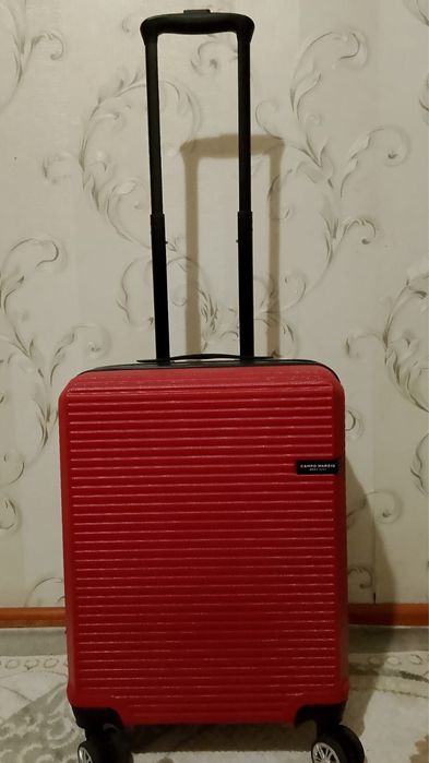 Продам чемодан б/у