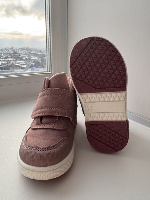 Ботиночки на девочку  на весну осень