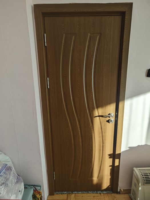 Интериорни врати