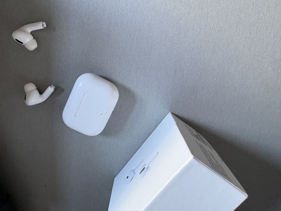 Air pods слушалки