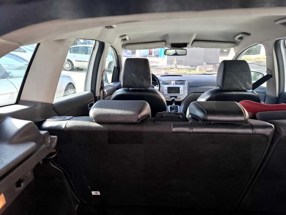 Ford Kuga Titanium S 4x4 163 CP