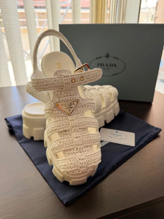 Дамски сандали Prada