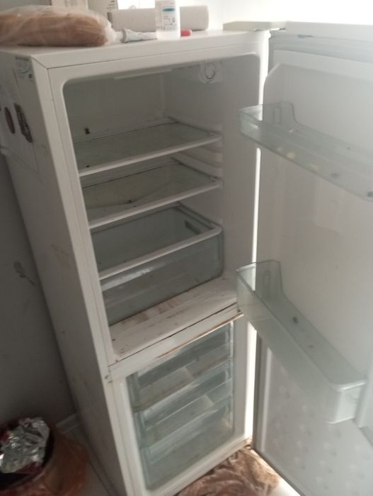 продам холодильник рабочий