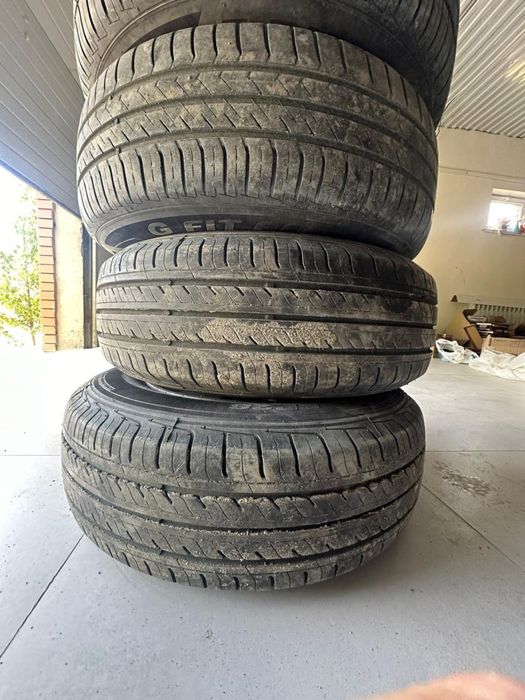Продам комплект летних шин R15
