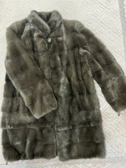 Продам норковую шубу
