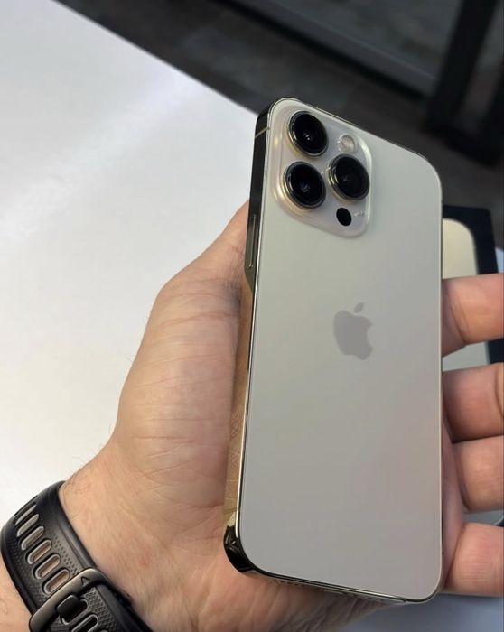 Продам Айфон 13 Pro 256gb
