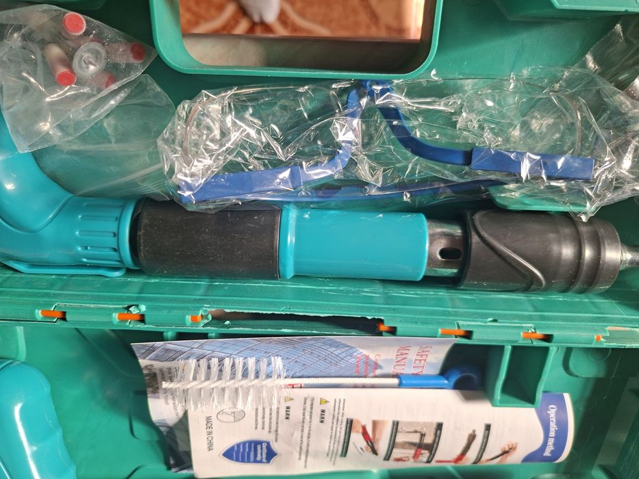 Pistol impuscat cuie in beton sau fier