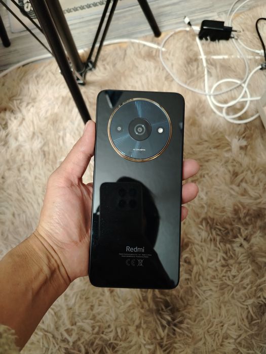 Продаётся телефон