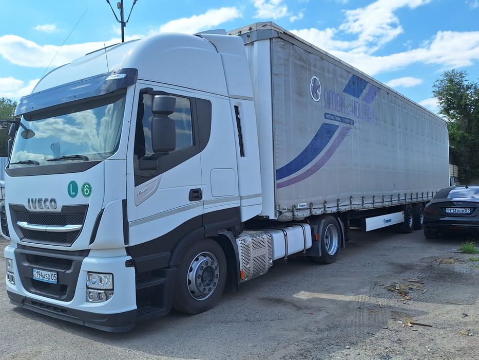 Продам Ивеко Стралес 2017 года в сцепке прицеп 2015 года