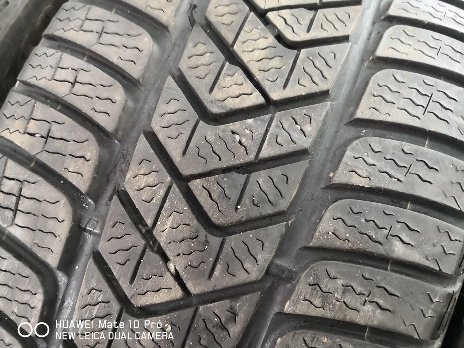 245 40 18 цола гуми  Pirelli dot 21