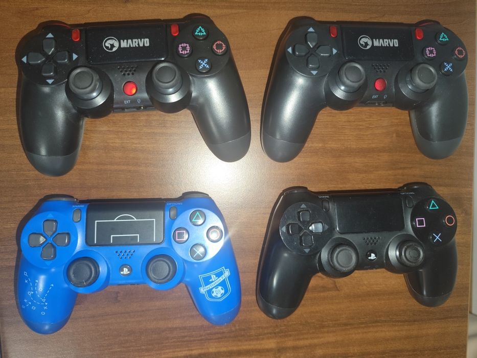Controllere PlayStation 4