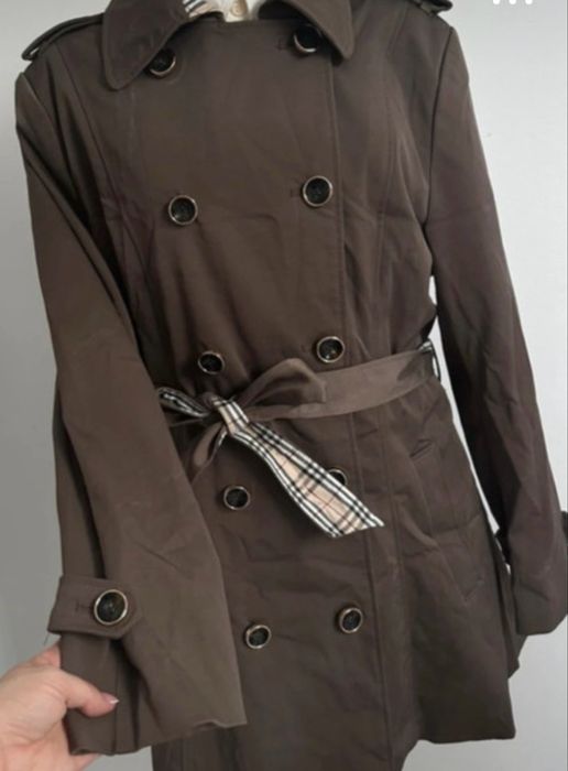 Trench model deosebit