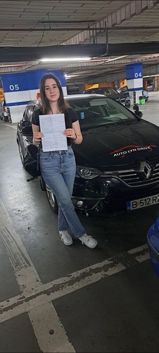 Instructor auto FEMEIE