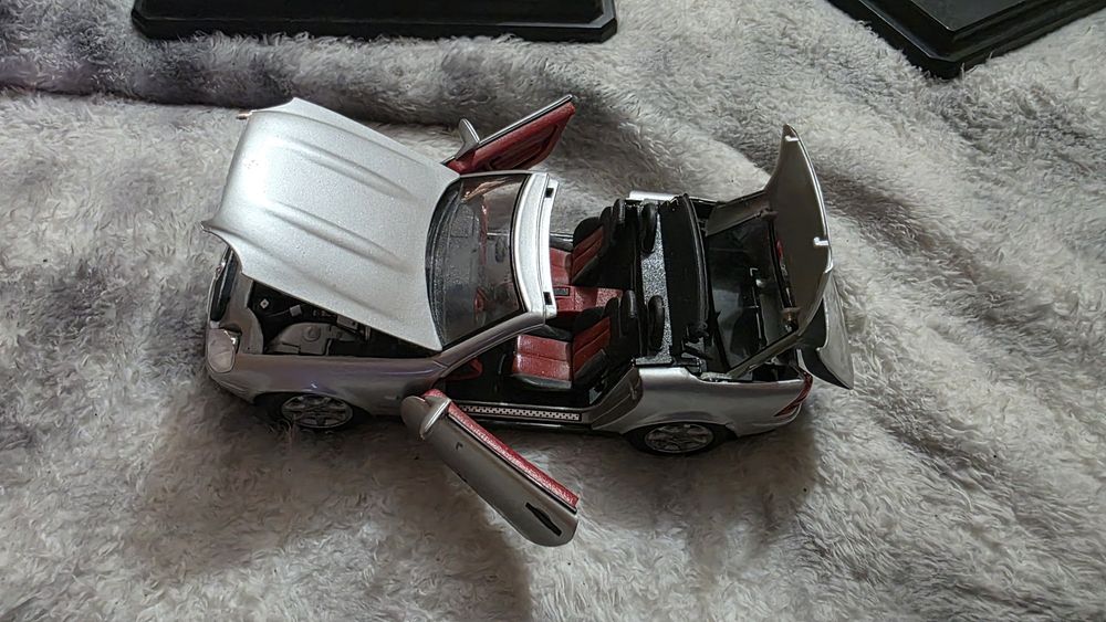 Vind mașinuțe de colecție preț 1700 RON