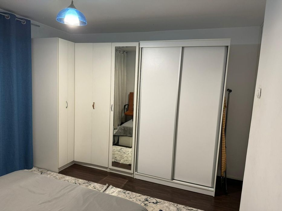 Inchiriez doua camere Decebal