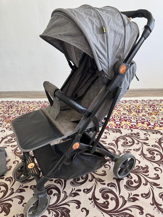 Продам коляску прогулочная.