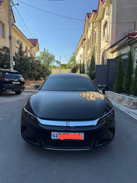 Продаю свою машину BYD HAN 506км 2025г.