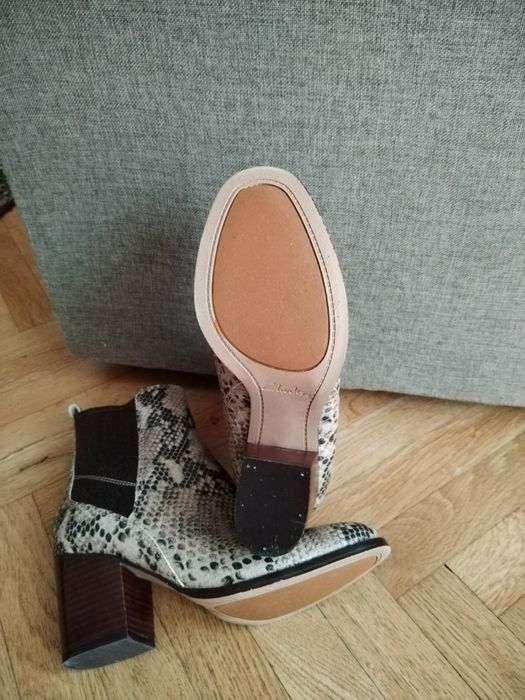 Дамски боти Clarks