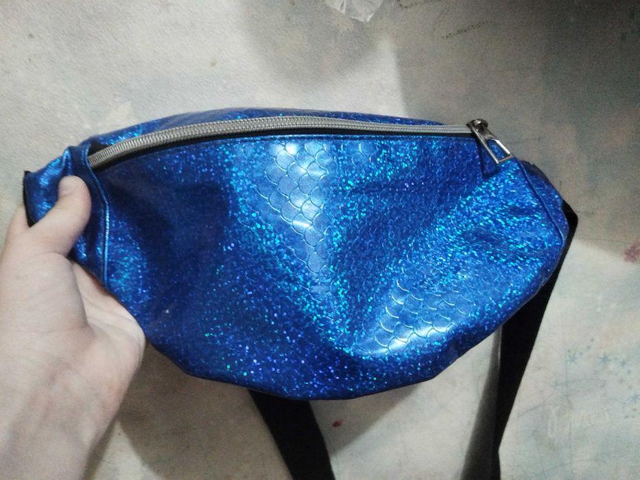 Продам портфель, и много чего