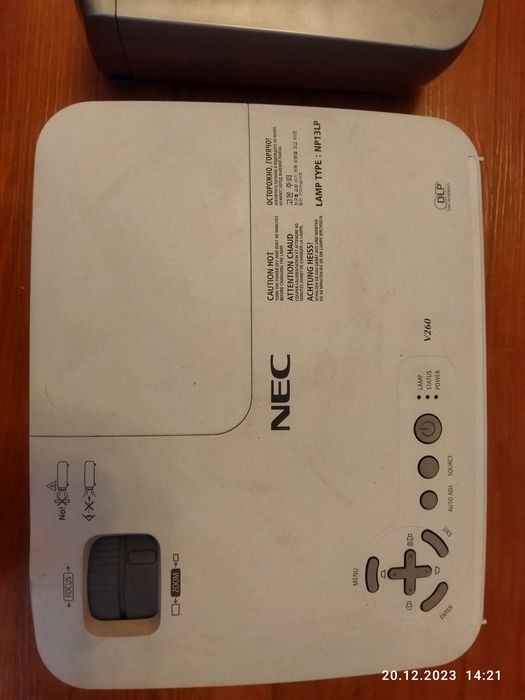 Продам проектора не рабочие