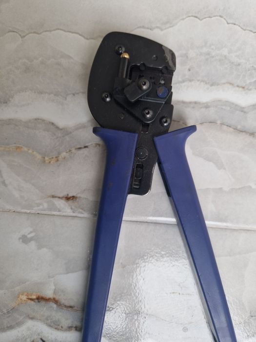 Cleste sertizat  Staubli Multi-Contact MC4