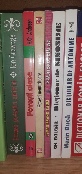 Carti ieftine pt. Școlari