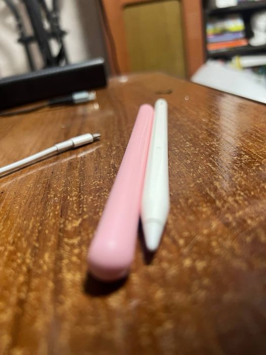 Продам apple pencil 2 поколения