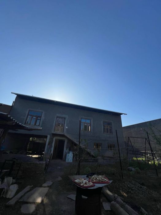 Котта участка коробка ер нархида котта йулдан 400-500 метр