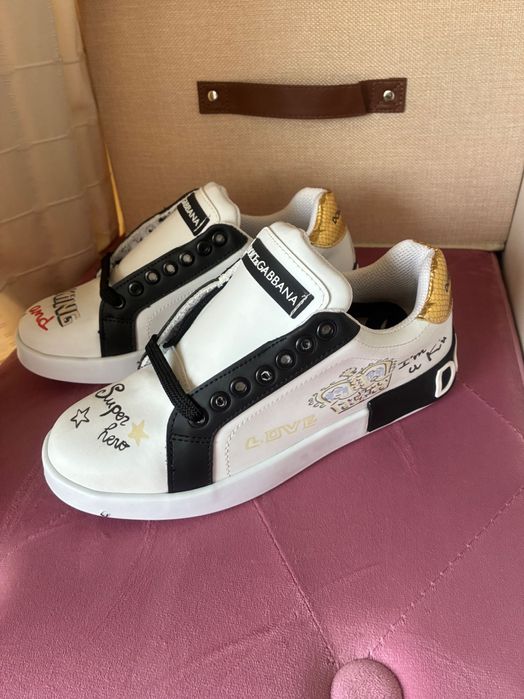 Adidasi albi unisex