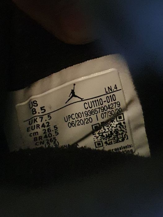 Jordan 4 black cat 42