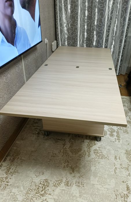 Журнальный столик