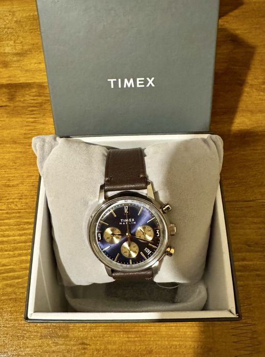 Дрес часовник Timex Marlin Chronograph кварцов