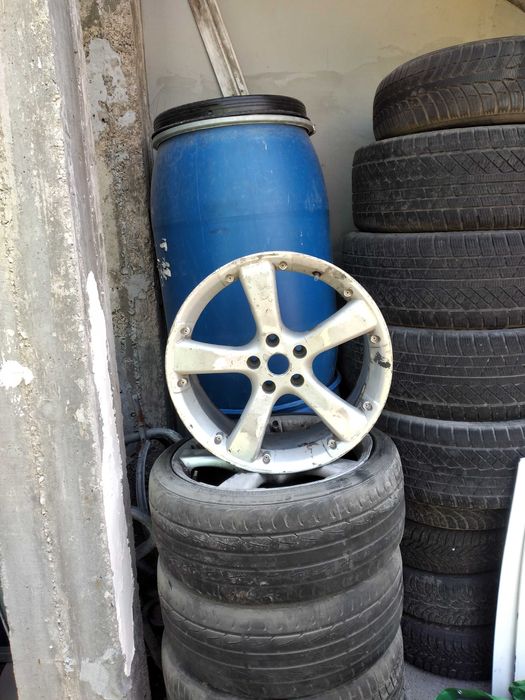 Продавам джанти за мерцедес vw