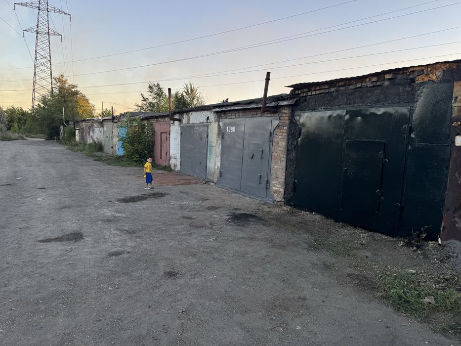 Продам Гараж на  За Рулём