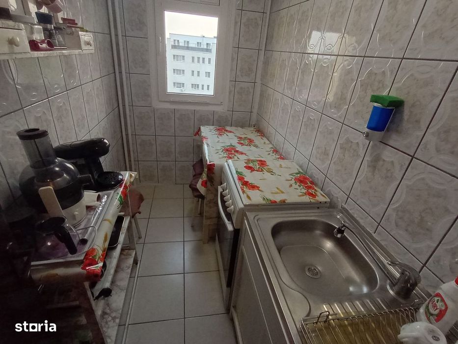 Apartament de 3 camere la pret de garsoniera in Berceni