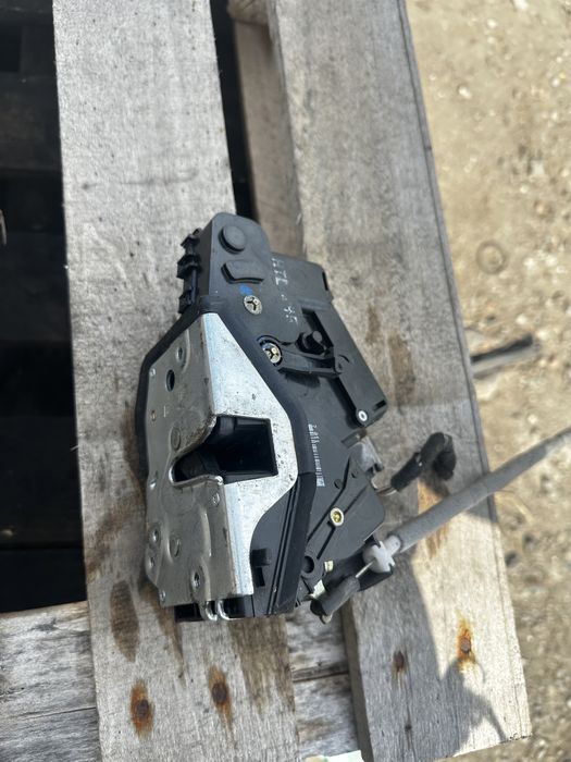 Задна лява брава BMW e46 комби 2003г