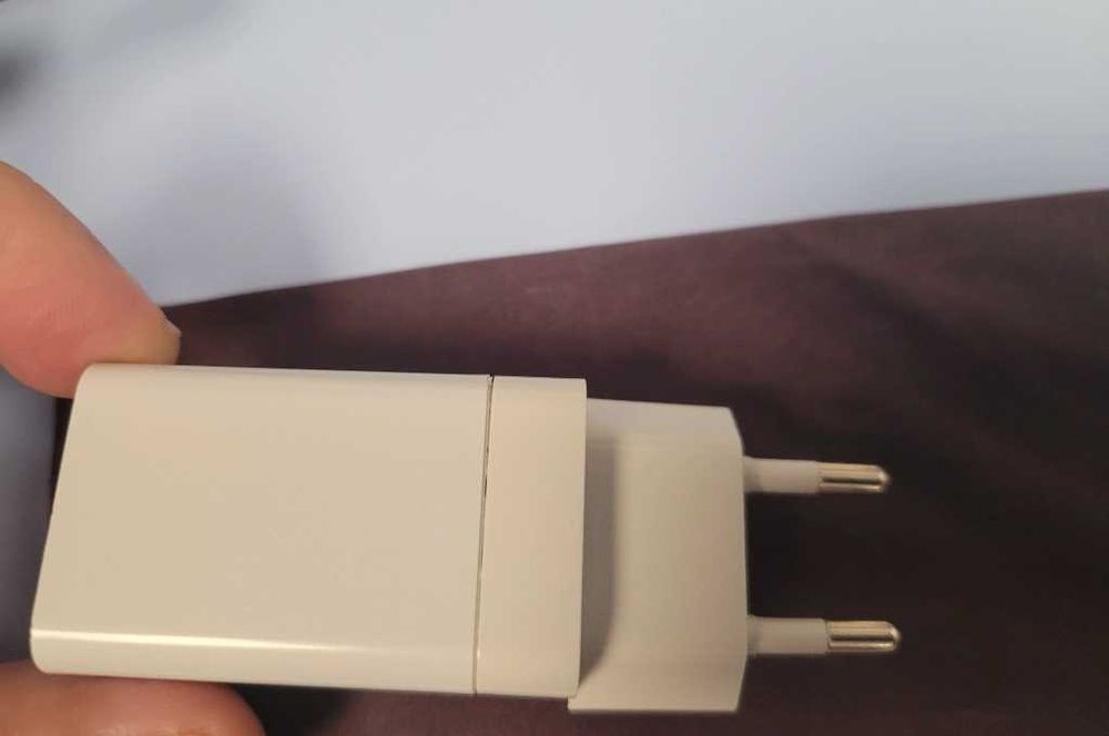 Зарядно устройство 18W - Qualcomm 3.0 функция за бързо зареждане