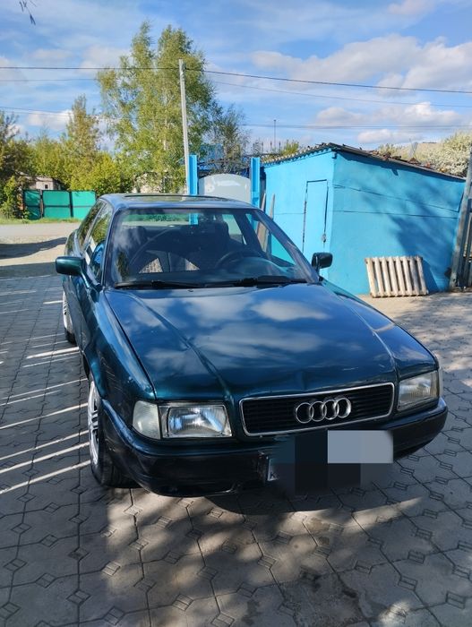 Продам Ауди Б4 1.8