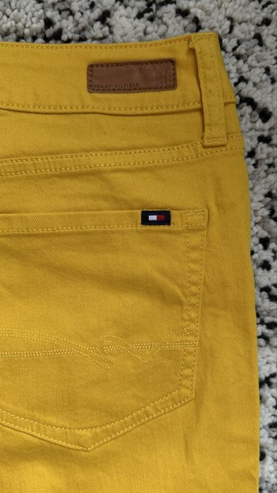 Нови дамски дънки Tommy Hilfiger размер 31/32