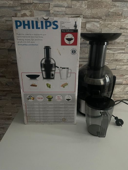 Vand storcator Philips Viva 700 W , marimea XL, 2 litri
