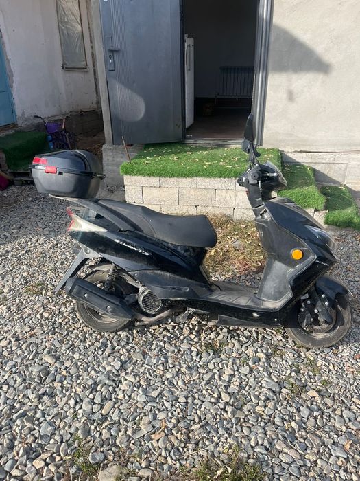 Скутер про8 сроча