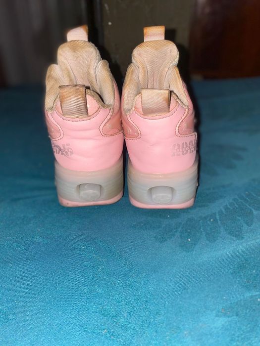 Продам кросовки ролики