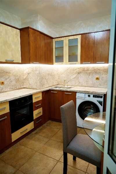 Продава се Тристаен апартамент в Пловдив, Гагарин - 85 кв.м за 960 €/кв.м - Снимка #4