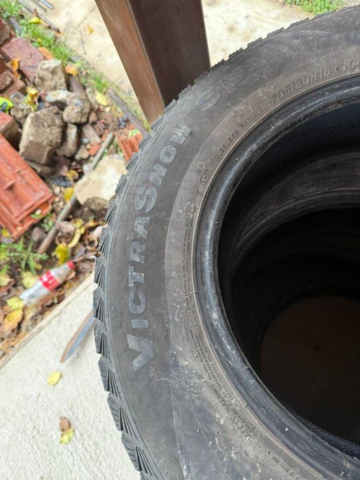 Гуми  зимни 205/80/16